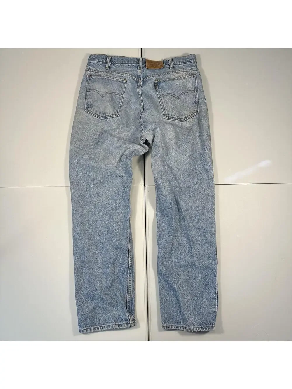Retro 1980s? 1990s? vintage faded Levi's blue jeans denim pants grunge Americana